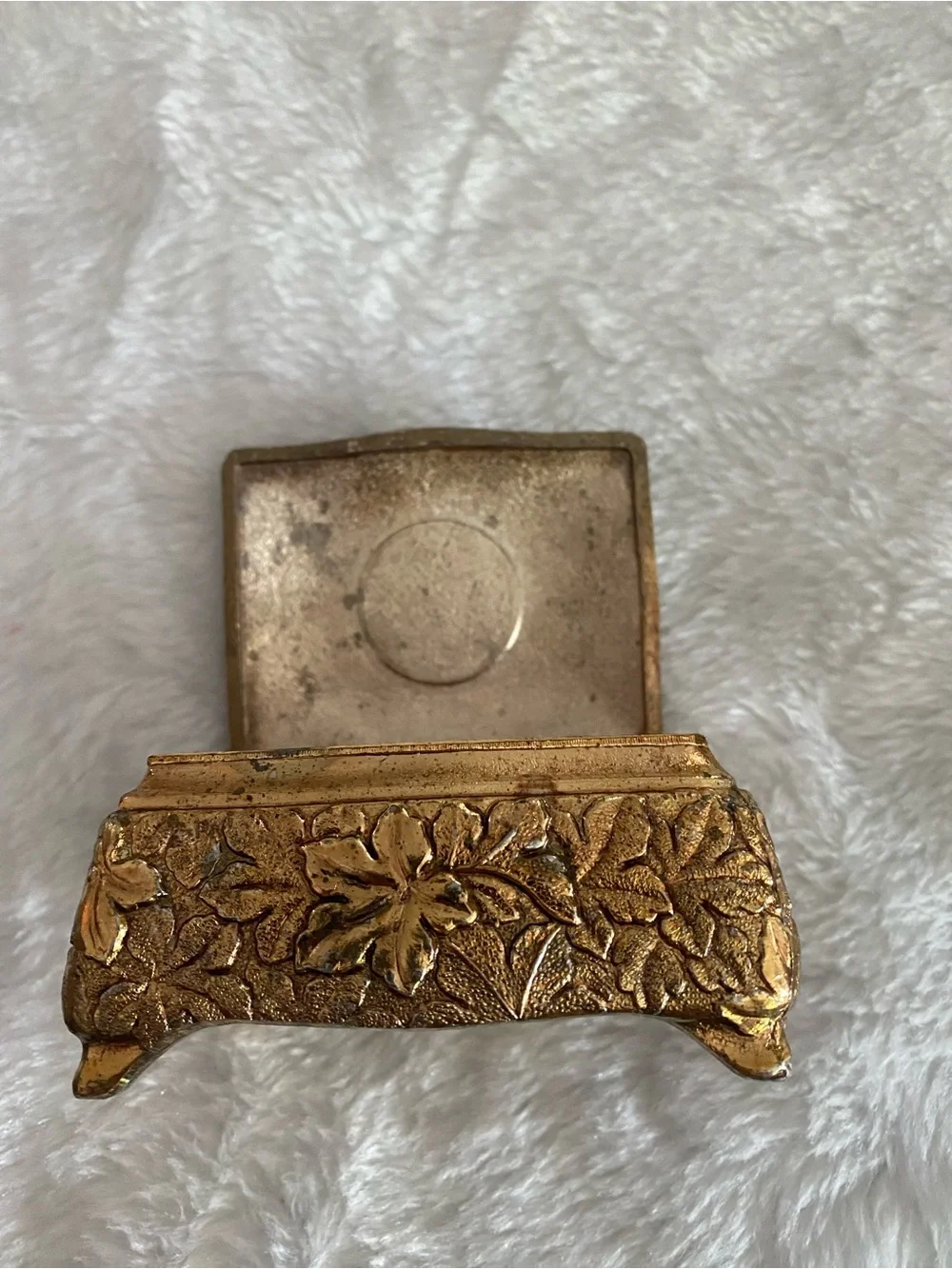 Vintage Gold Tone Metal Trinket Jewelry Box